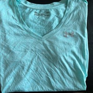 Short sleeve UA V-Neck